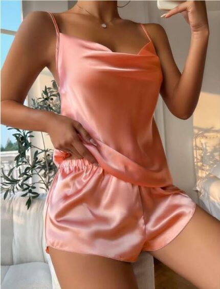 Aria's Closet Pudra Degajeli İnce Askılı Saten Şortlu Takım
