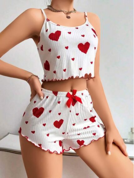 Aria's Closet Pamuklu Beyaz Üstüne Kırmızı Kalp Desenli Askılı Şortlu Pijama Takımı