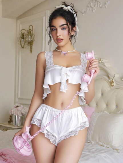 Arias Closet Beyaz Dantel İşlemeli Sütyenli Saten Şortlu Takım