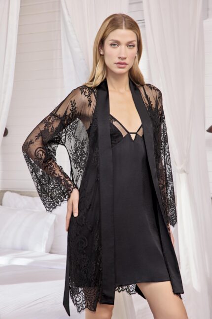 Arias Closet Dantelli Tüllü ve Dekolteli Saten Sabahlık Takımı